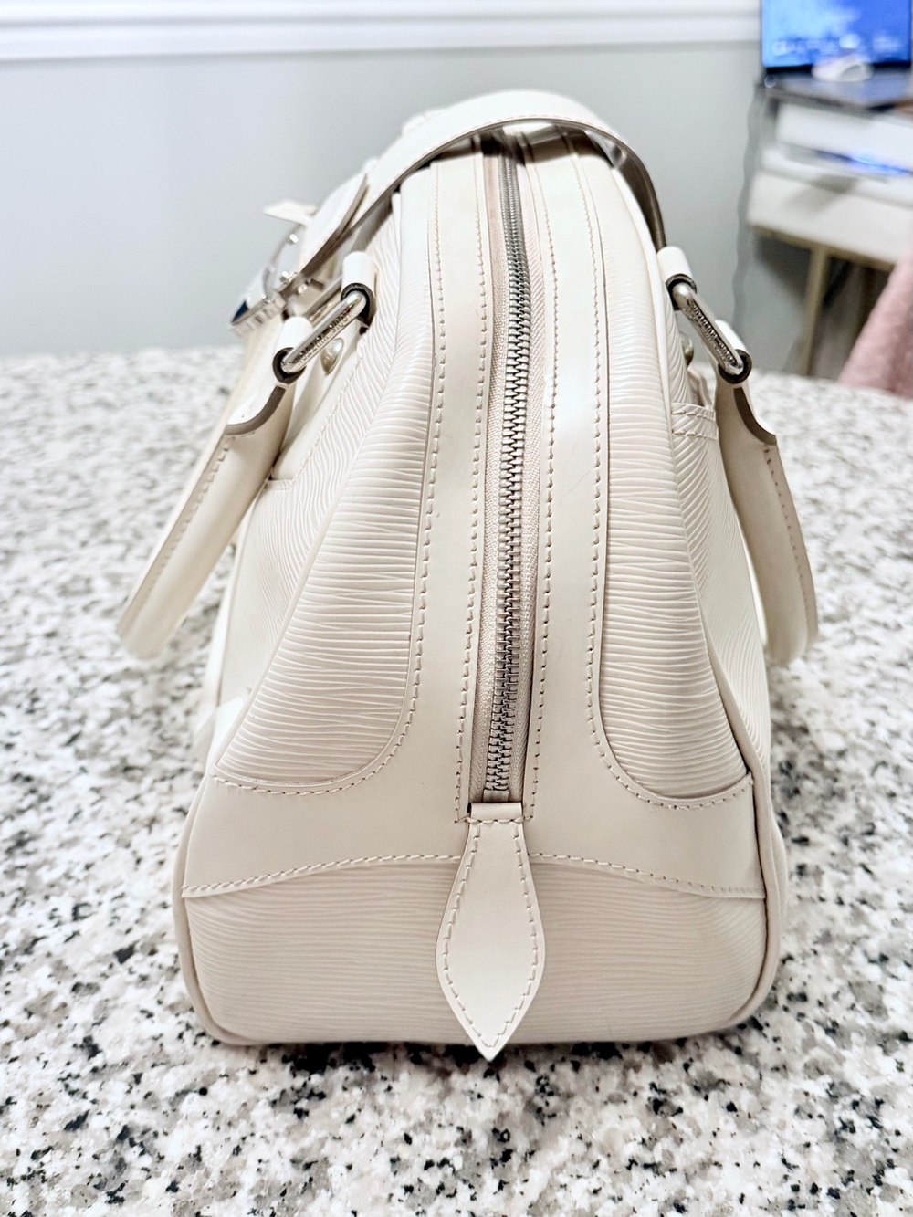🤍Ivory Epi🤍 LV Montaigne Epi Leather GM Satchel & Wallet Bundle - Picture 10 of 16